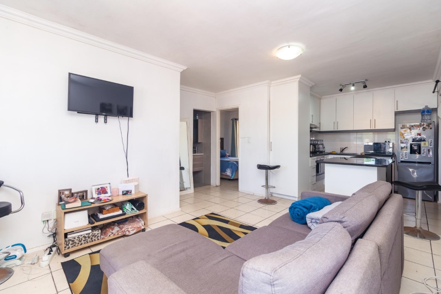 To Let 2 Bedroom Property for Rent in Kenilworth Western Cape